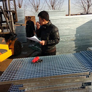 和穩(wěn)重公司合作很愉快！